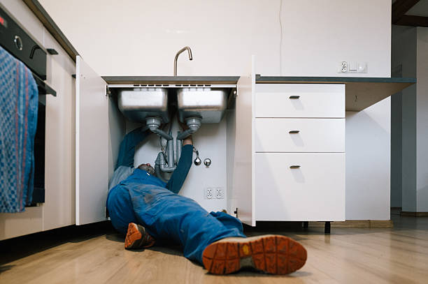 Professional Plumbing technician working in Marlborough, MO